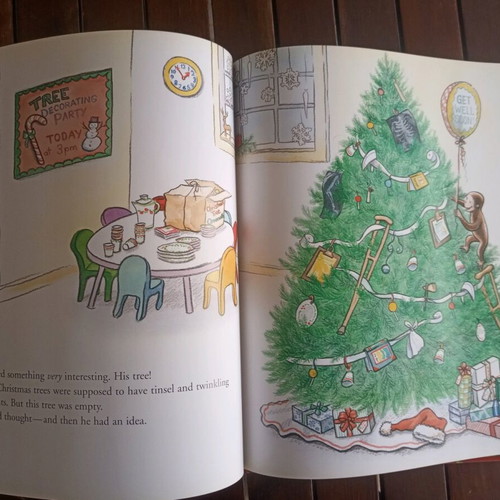 Curious George Marry Christmas children's book new in English