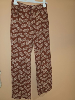 ZARA Pants Size S Like New, Red