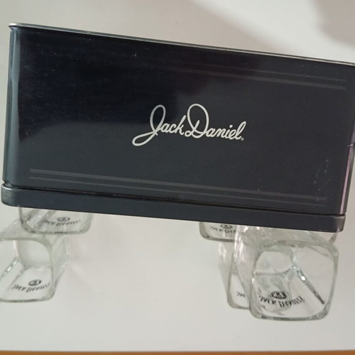 Jack Daniel's Old No7 brand set with 6 whiskey glasses and metal box new