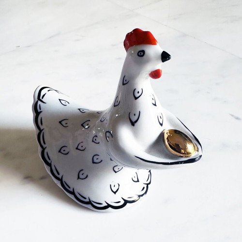 Vintage porcelain decorative chicken Gardner Russia like new