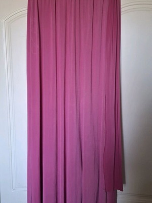 Lynne skirt like new, pink, elastic waist, pockets, jersey fabric