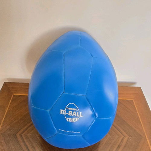 Collectible M&M's pillow ball like new, blue