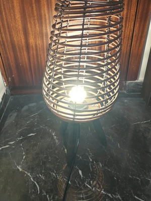 Wooden lamp with legs used, suitable for floor or table