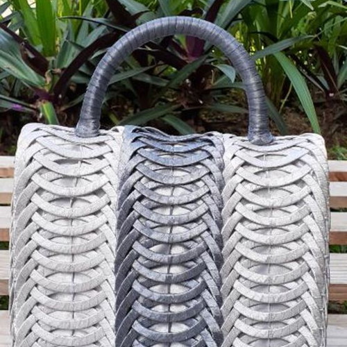 Elegant Handmade Shoulder Bag Gray with Plastic Glass Lid