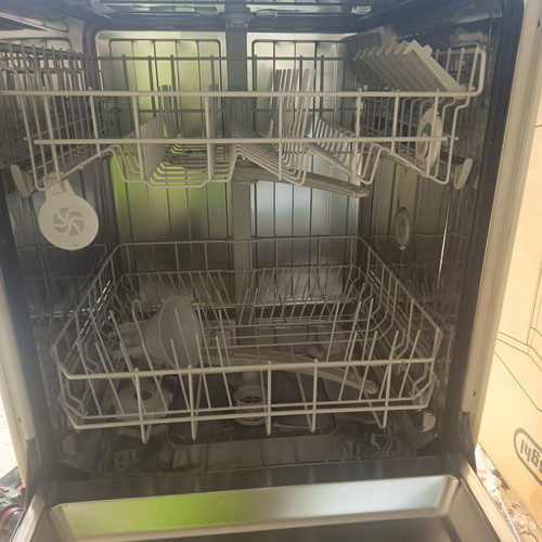 Neff Built-in Dishwasher used, all programs work except occasional last rinse stop