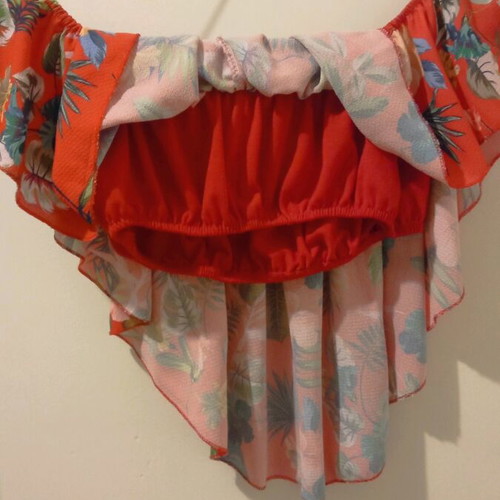 Floral crop top like new, size S