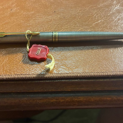 Parker 75 Ciselé pen used with grid pattern