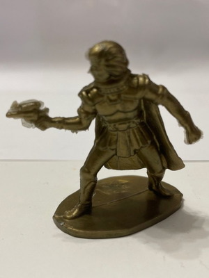 Military figure used, 1 figure 5cm tall