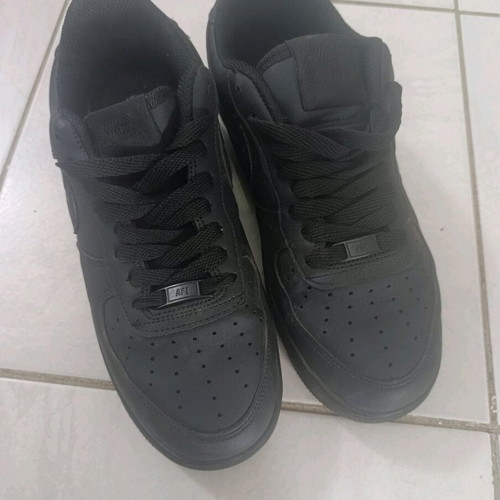 Nike women's sneakers like new, black, size 41