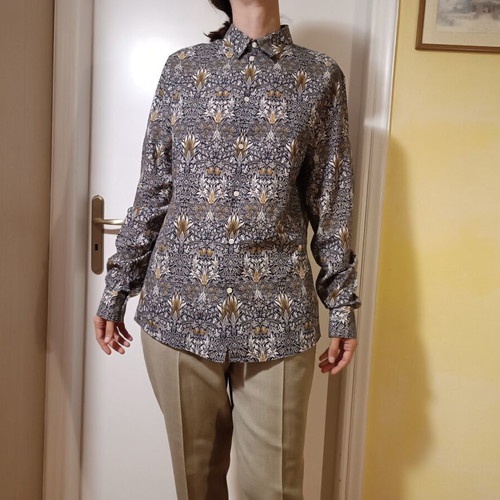 H&M Khaki Floral Shirt Medium like new, art deco print