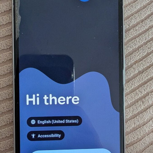 Google Pixel 7a 128GB white like new with accessories