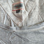 Γυναικείο t-shirt Hilfiger Denim XL μεταχειρισμένο, γκρι με στάμπα 85
