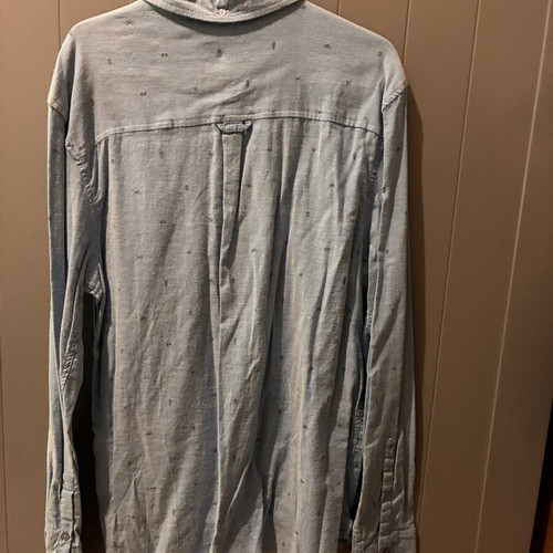 Element skate styled shirt like new, medium, light blue