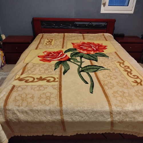Bedroom set with double MediaStrom bed, mattress and bedside tables
