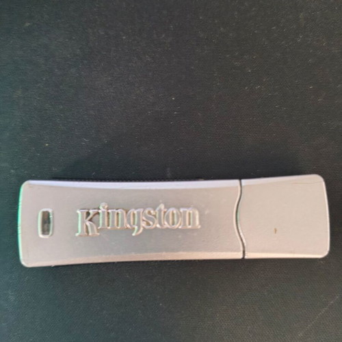 Kingston USB flash drive 512 MB