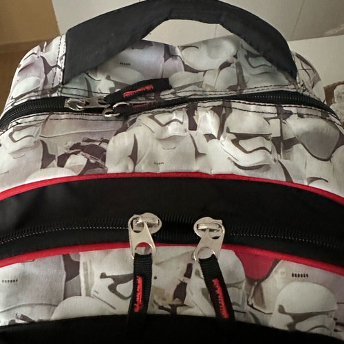 Star Wars school bag used for elementary boy