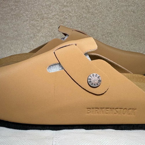 Birkenstock Boston BS Matte Yellow Soft Footbed Clogs size EU 36 like new