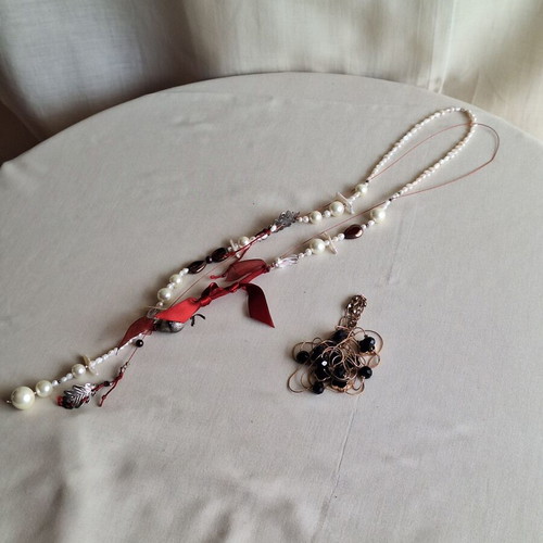 Necklace set with boho pearls and elegant cross, like new