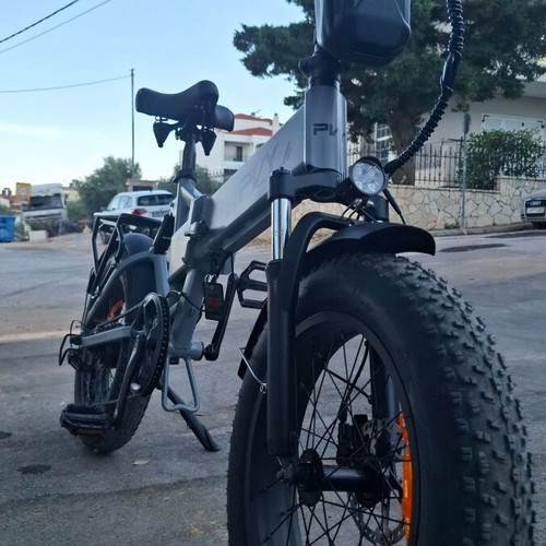 E bike PVY Z20 PLUS 1000 100Nw like new with Shimano pedals and extras