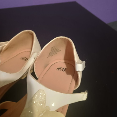 H&M girls' sandals size 33 used with glitter butterflies