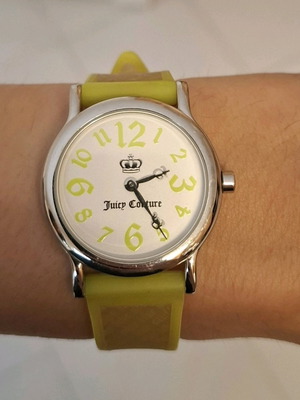 Juicy Couture watch like new, women's, white and yellow