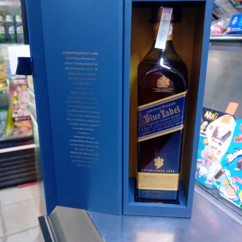 Johnnie Walker Blue Label whisky 1.0L new