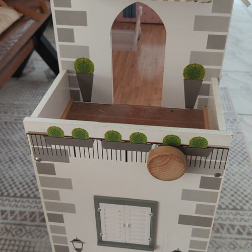 Wooden dollhouse used, 3 levels with stairs and decoration