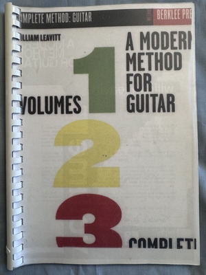 Modern Method for Guitar William Leavitt Complete Vol 1-3 like new