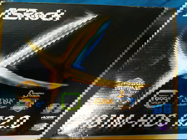 Intel Pentium G3250 + 2 μητρικές+ κουτί