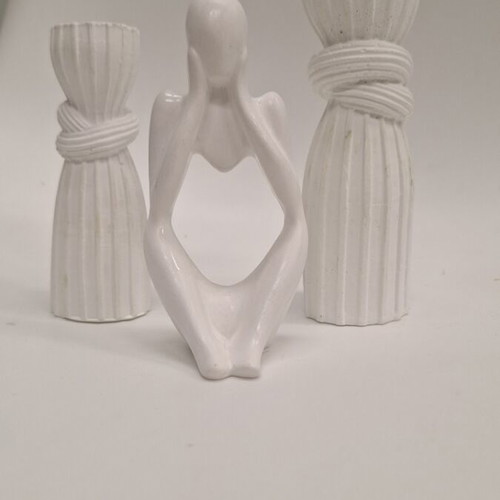 Handmade modern decorative set with porcelain