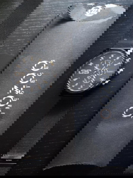 Oozoo Timepieces 50 mm, μαυρο με ατσαλινο λουρακι