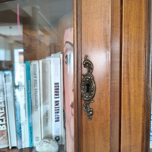 Buffet display cabinet solid wood like new