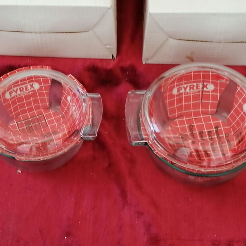 Pyrex oven set 2 pcs 1.25L and 2L France new from 1990
