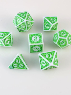 Dungeons & Dragons Dice Set with Pouch new