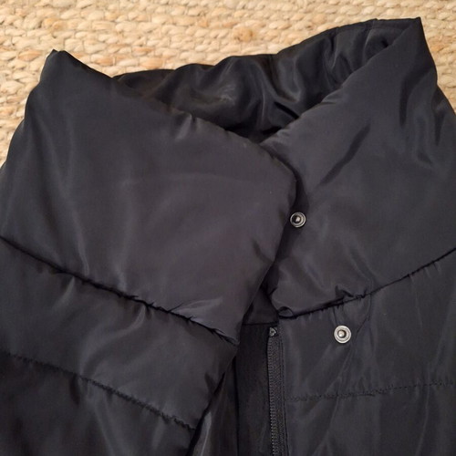 Stradivarius women's medium-length jacket like new, black, thick with high collar