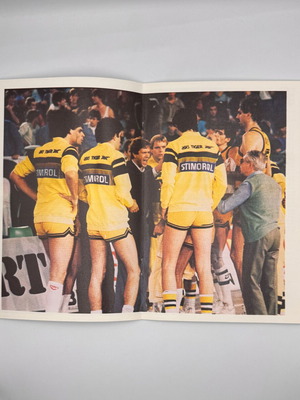 Aris 1985 basketball magazine used, 30 pages