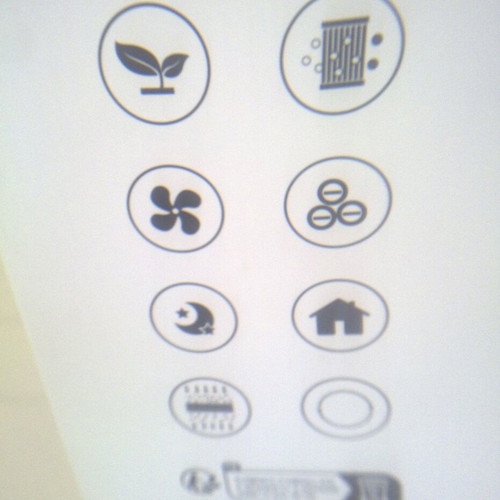 Air purifier like new, ideal for rooms up to 20m², USB powered