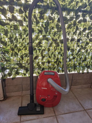 Ηλεκτρική σκούπα Siemens 2400W