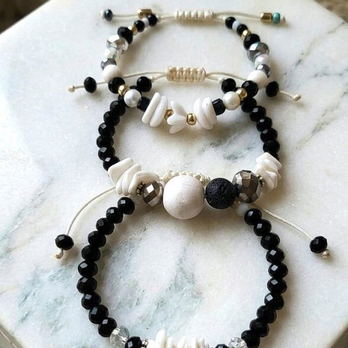 Handmade bracelet with crystals new