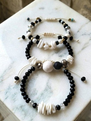 Handmade bracelet with crystals new
