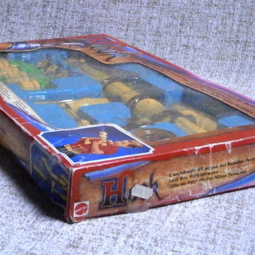 Hook Lost Boy Water Rifle Mattel 1991 new with box