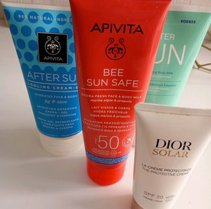 Sun Care Σετ Apivita/Korres/Dior κρέμα προσώπου και σώματος προστασίας από το ήλιο και μετά