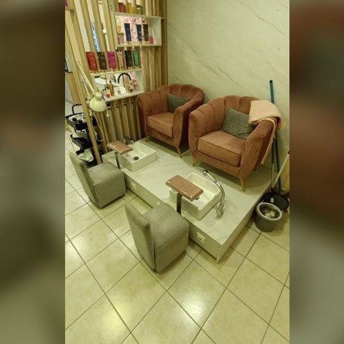 Manicure and Pedicure Business for Sale in Piraeus