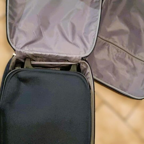 Suitcase set dark blue like new, three sizes travel