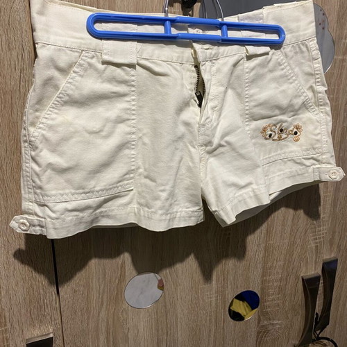 White shorts size M like new