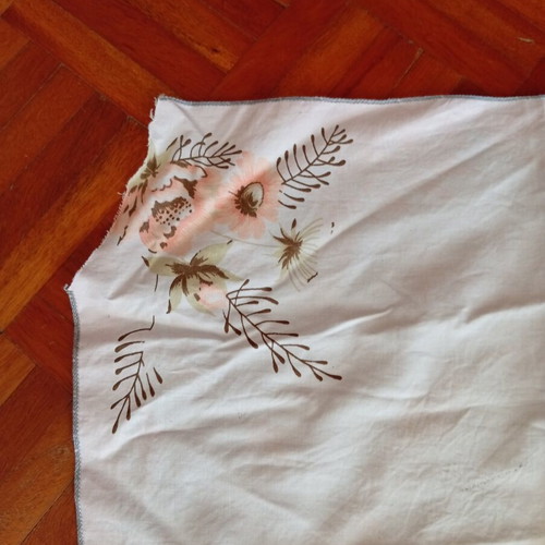 Small towel used, 40x40 cm with cut corner
