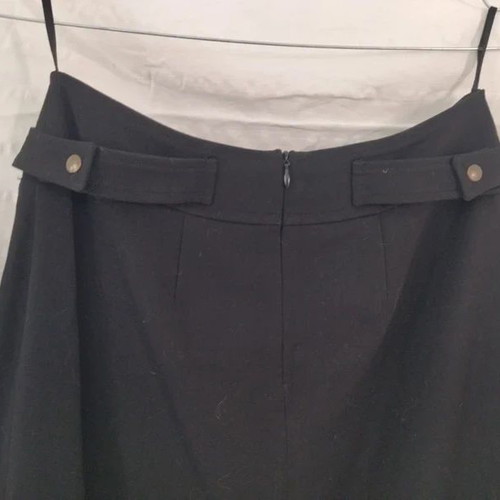 Black pencil skirt straight cut knee-length with zipper, like new size L