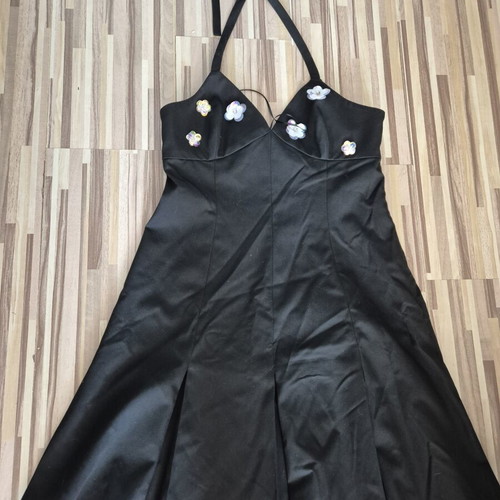 Official dresses in blue-green and black-gold XL, others S