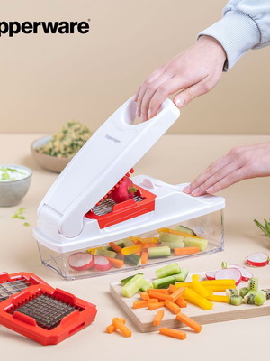 Tupperware Super Vegetable Cutter with 3 Blades, like new