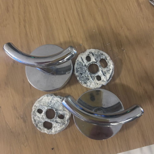Bathroom hooks pack of 2 used, chrome stainless steel